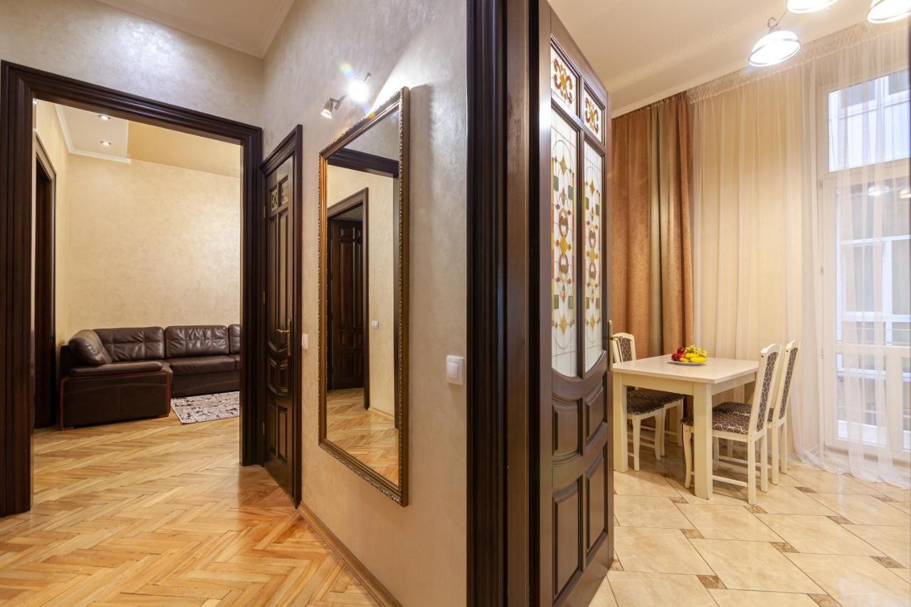 Alfa Apartments Levytskoho Lviv Ngoại thất bức ảnh