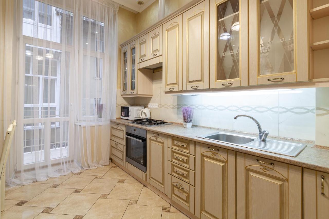 Alfa Apartments Levytskoho Lviv Ngoại thất bức ảnh